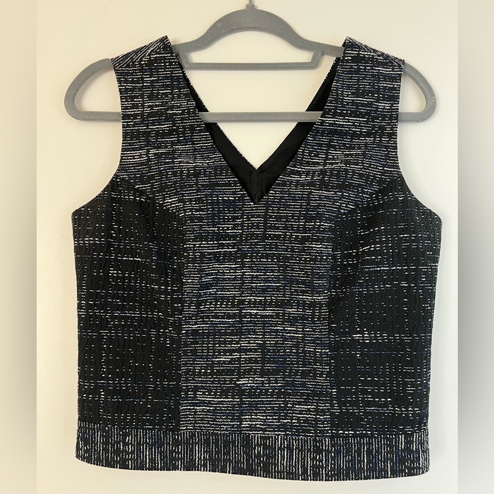 Banana Republic Cotton quality and mix texture top
